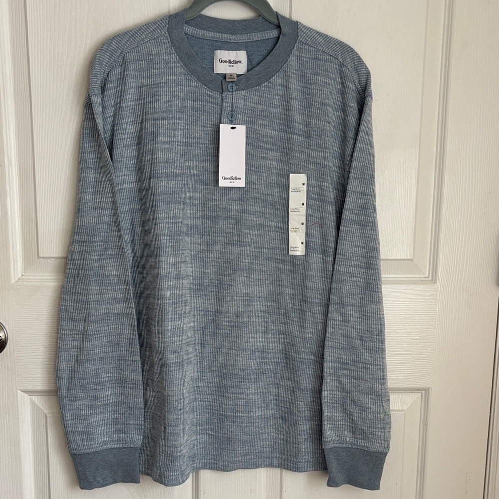 New NWT Blue Crew thermal henley Dexter kill shirt size Medium by goodfellow